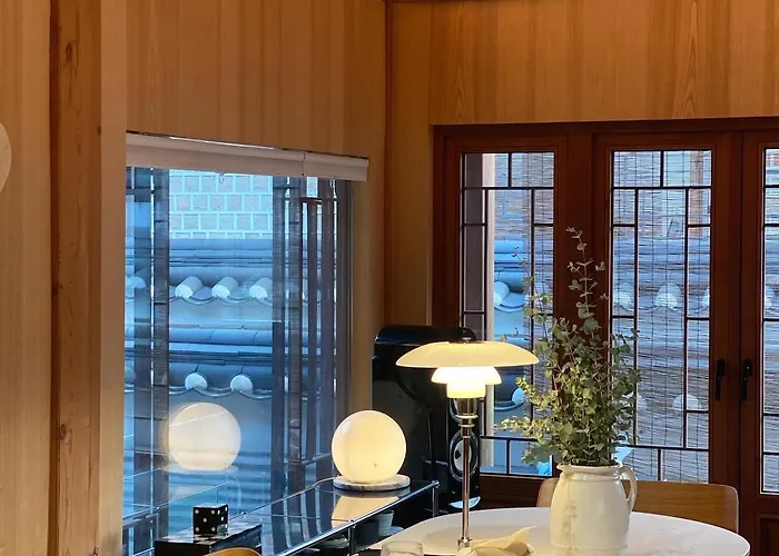 Hanok Accommodation-north Korea Mountain View, Vintage Furniture, Stylish Design, Emotional Accommodation, After Work Trip, Eupyeong Hanok Village Villa Seúl