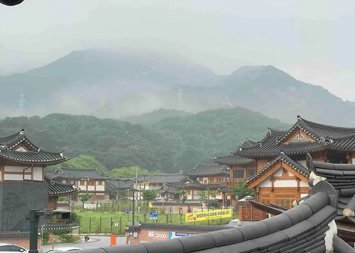 Hanok Accommodation-north Korea Mountain View, Vintage Furniture, Stylish Design, Emotional Accommodation, After Work Trip, Eupyeong Hanok Village Villa Seúl