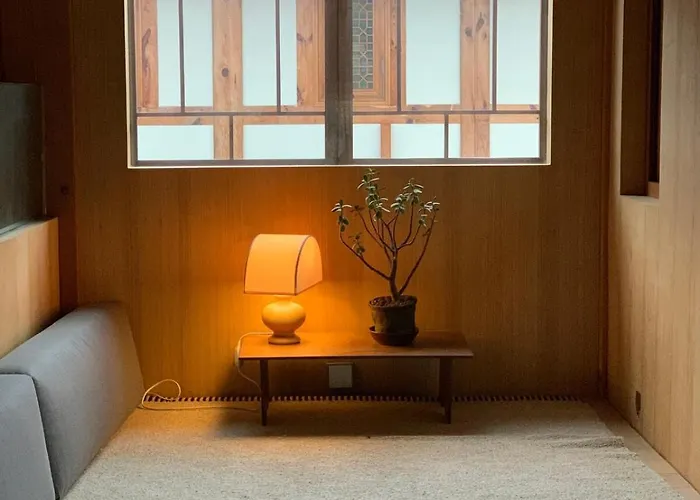 Villa Hanok Accommodation-north Korea Mountain View, Vintage Furniture, Stylish Design, Emotional Accommodation, After Work Trip, Eupyeong Hanok Village Seúl