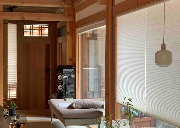 Villa Hanok Accommodation-north Korea Mountain View, Vintage Furniture, Stylish Design, Emotional Accommodation, After Work Trip, Eupyeong Hanok Village Seúl