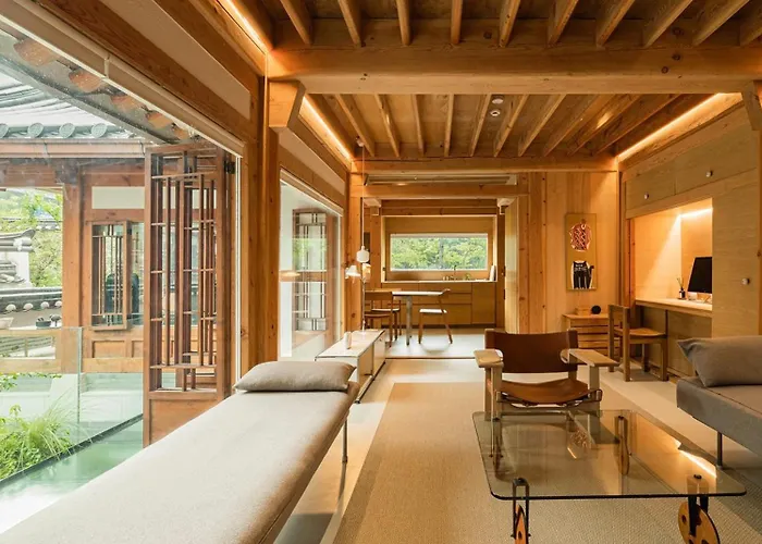 Hanok Accommodation-north Korea Mountain View, Vintage Furniture, Stylish Design, Emotional Accommodation, After Work Trip, Eupyeong Hanok Village Seul